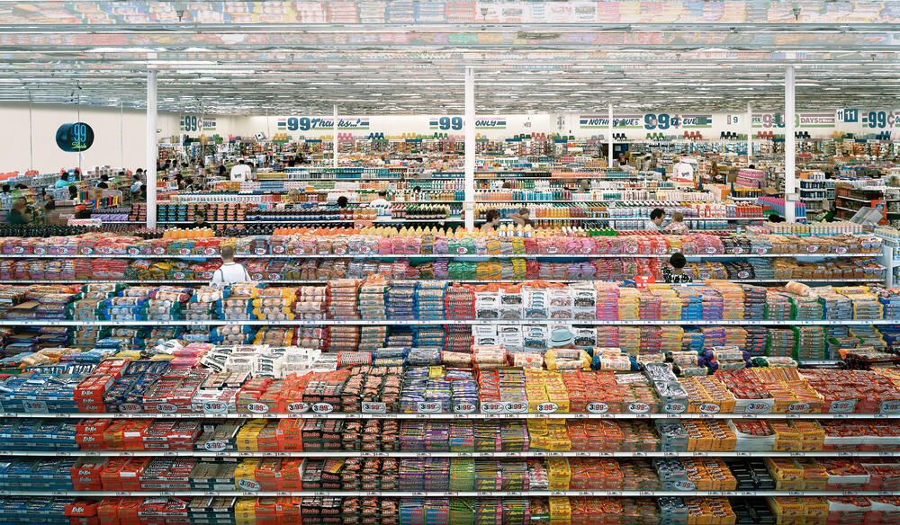 Andreas Gursky - 99 Cent