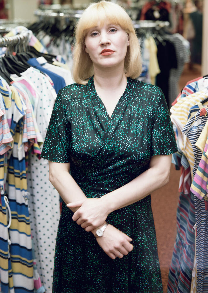 Andreas Gursky - Saleslady