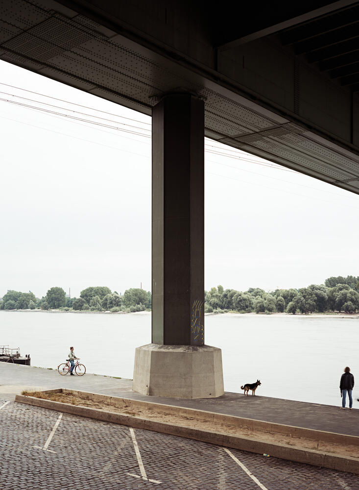 Andreas Gursky - Köln, Zoobrücke