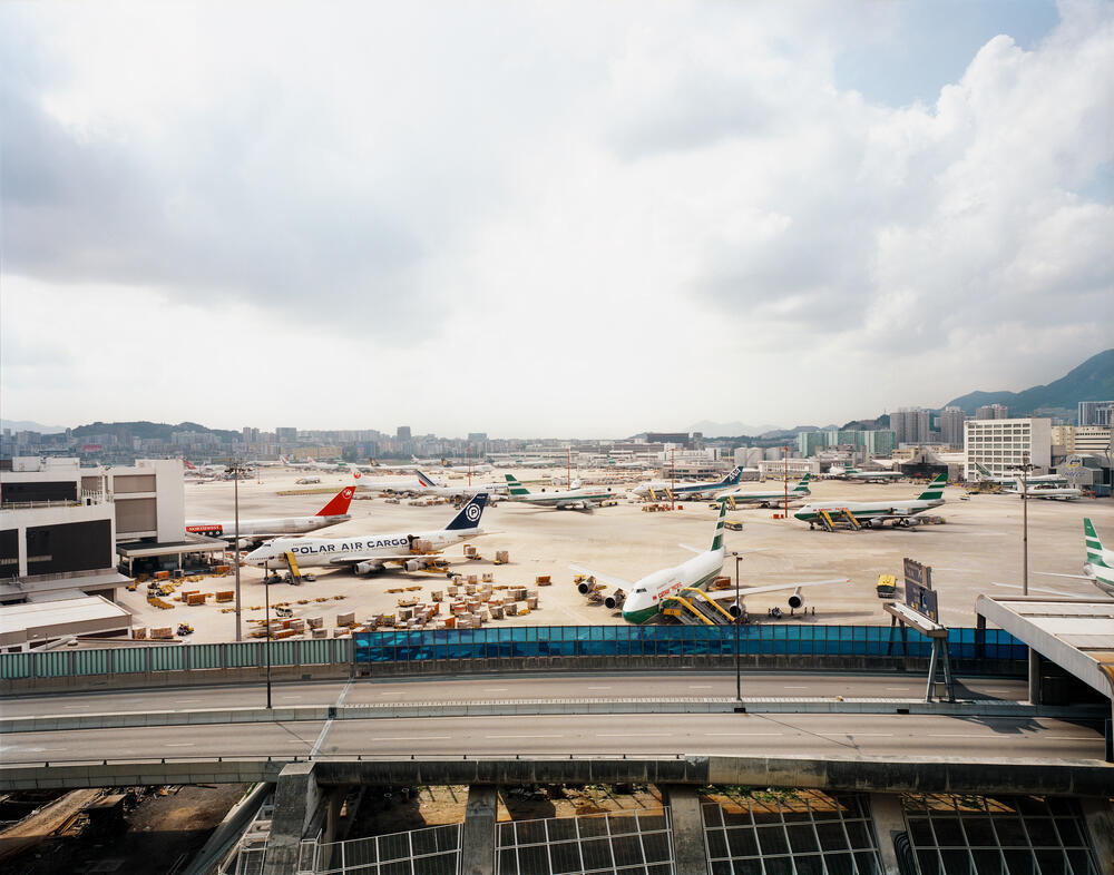 Andreas Gursky - Hong Kong Airport