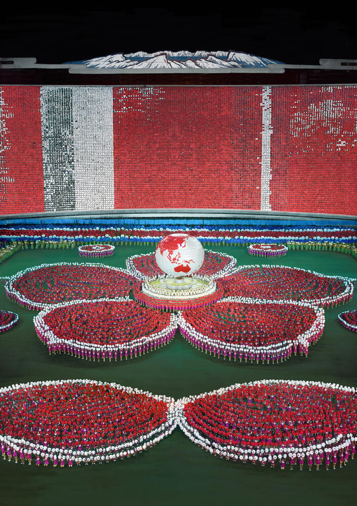 Andreas Gursky - Pyongyang VII